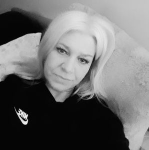 Meet your Posher, Carissa